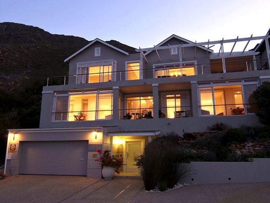 พอร์ท ออฟ คอล เบด แอนด์ เบรคฟาสต์ Bed & Breakfast ไซมอนส์ทาวน์ ภายนอก รูปภาพ