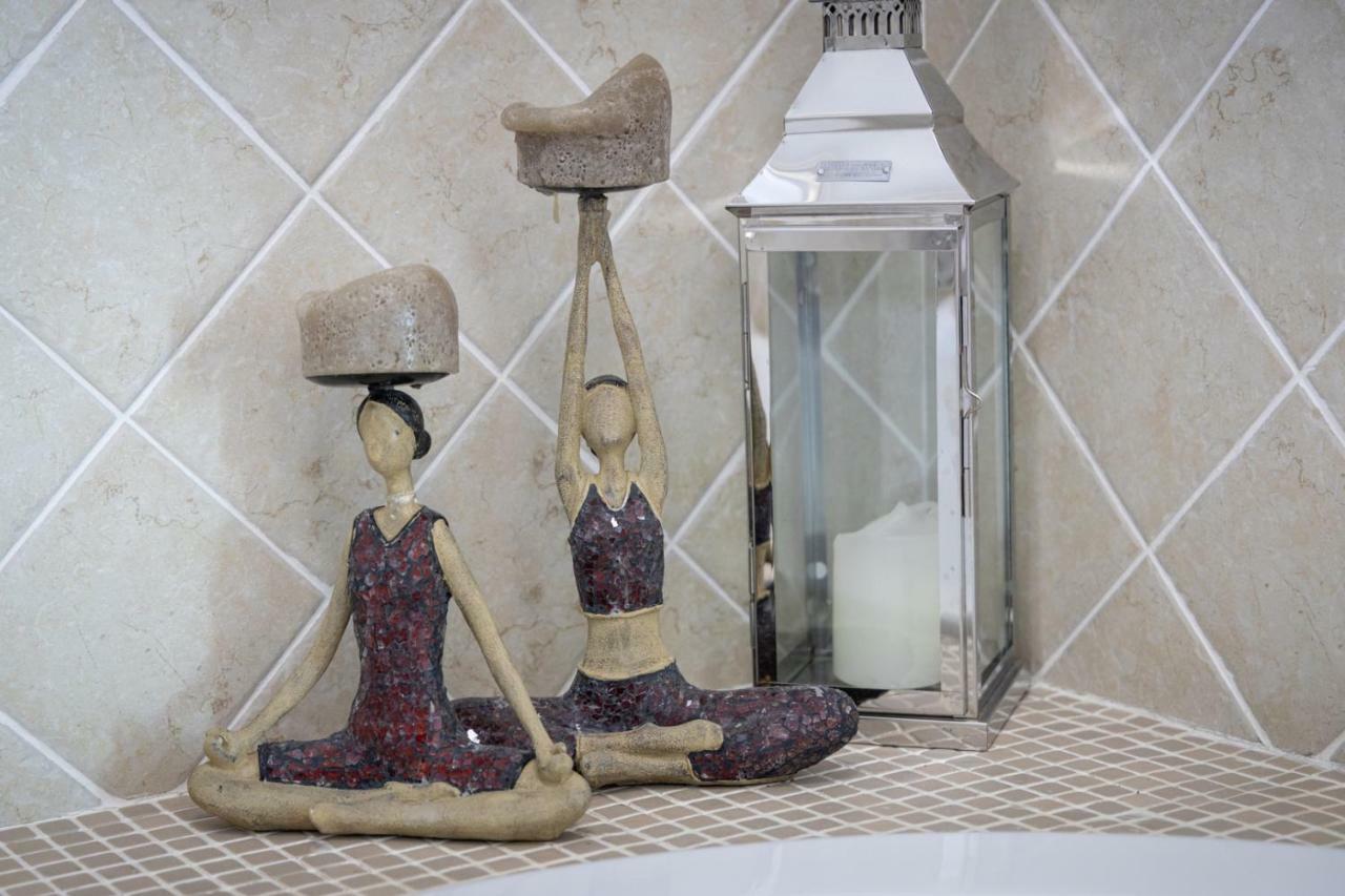 พอร์ท ออฟ คอล เบด แอนด์ เบรคฟาสต์ Bed & Breakfast ไซมอนส์ทาวน์ ภายนอก รูปภาพ