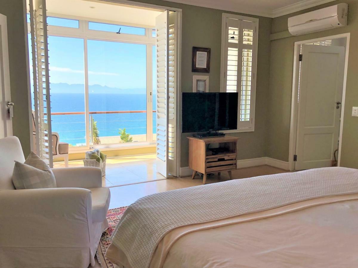 พอร์ท ออฟ คอล เบด แอนด์ เบรคฟาสต์ Bed & Breakfast ไซมอนส์ทาวน์ ภายนอก รูปภาพ
